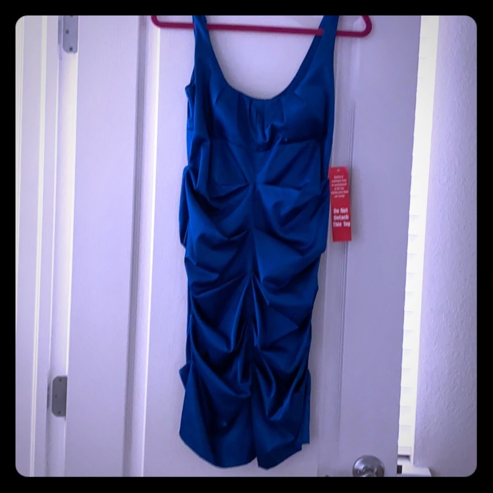 NWT ruched dress size 7
